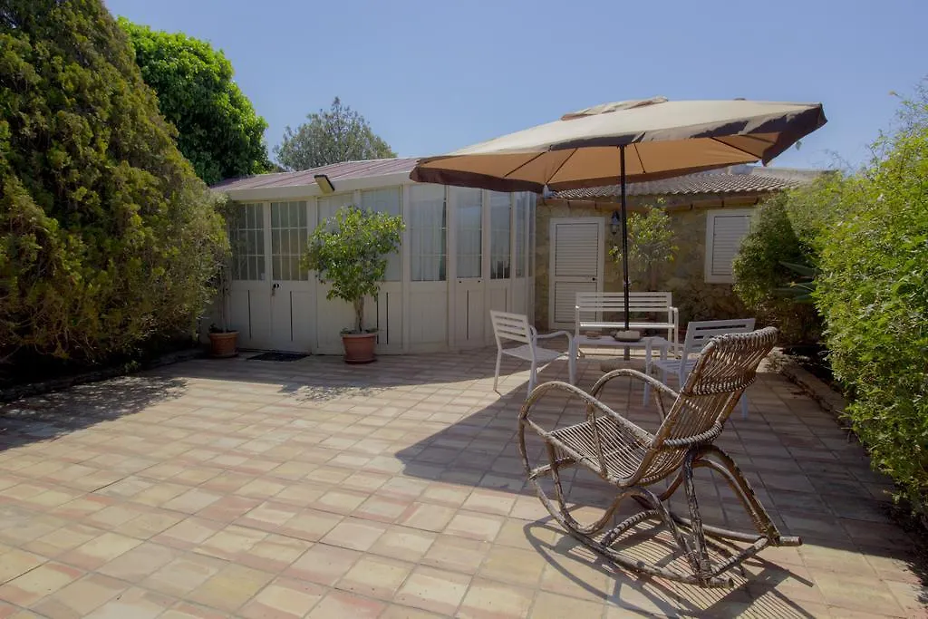 Bouganville Cottage Trapani